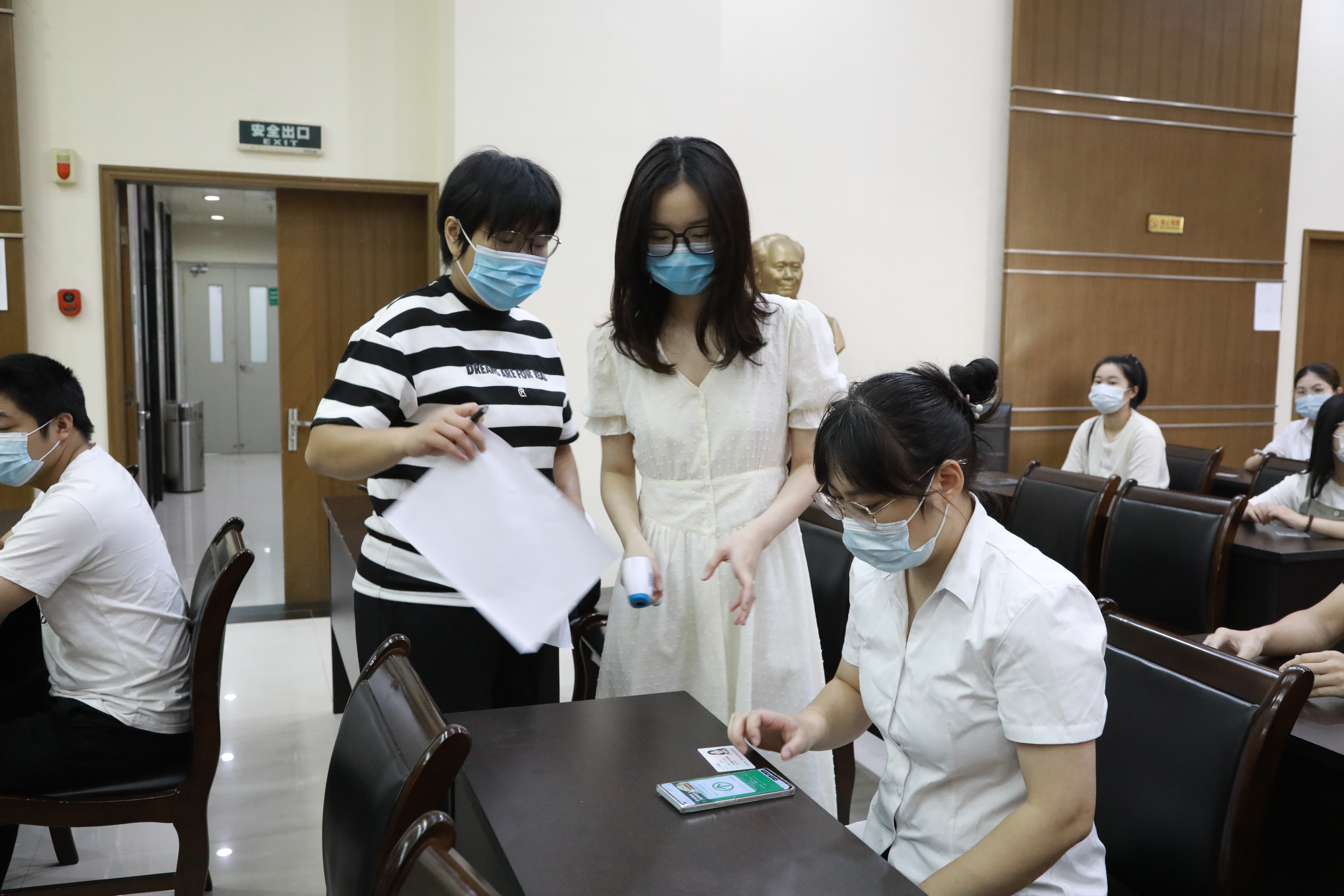 1632796713349709.jpg L69A9528.JPG